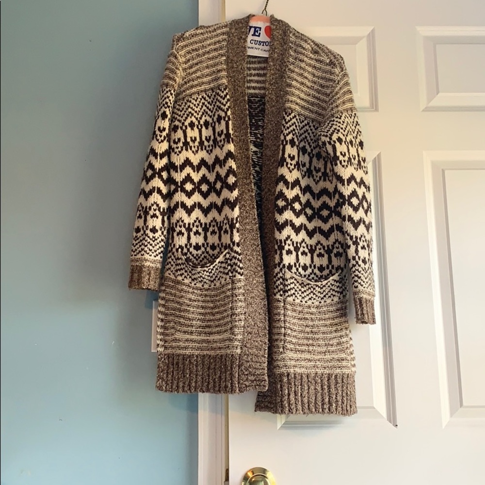 American Eagle knit sweater